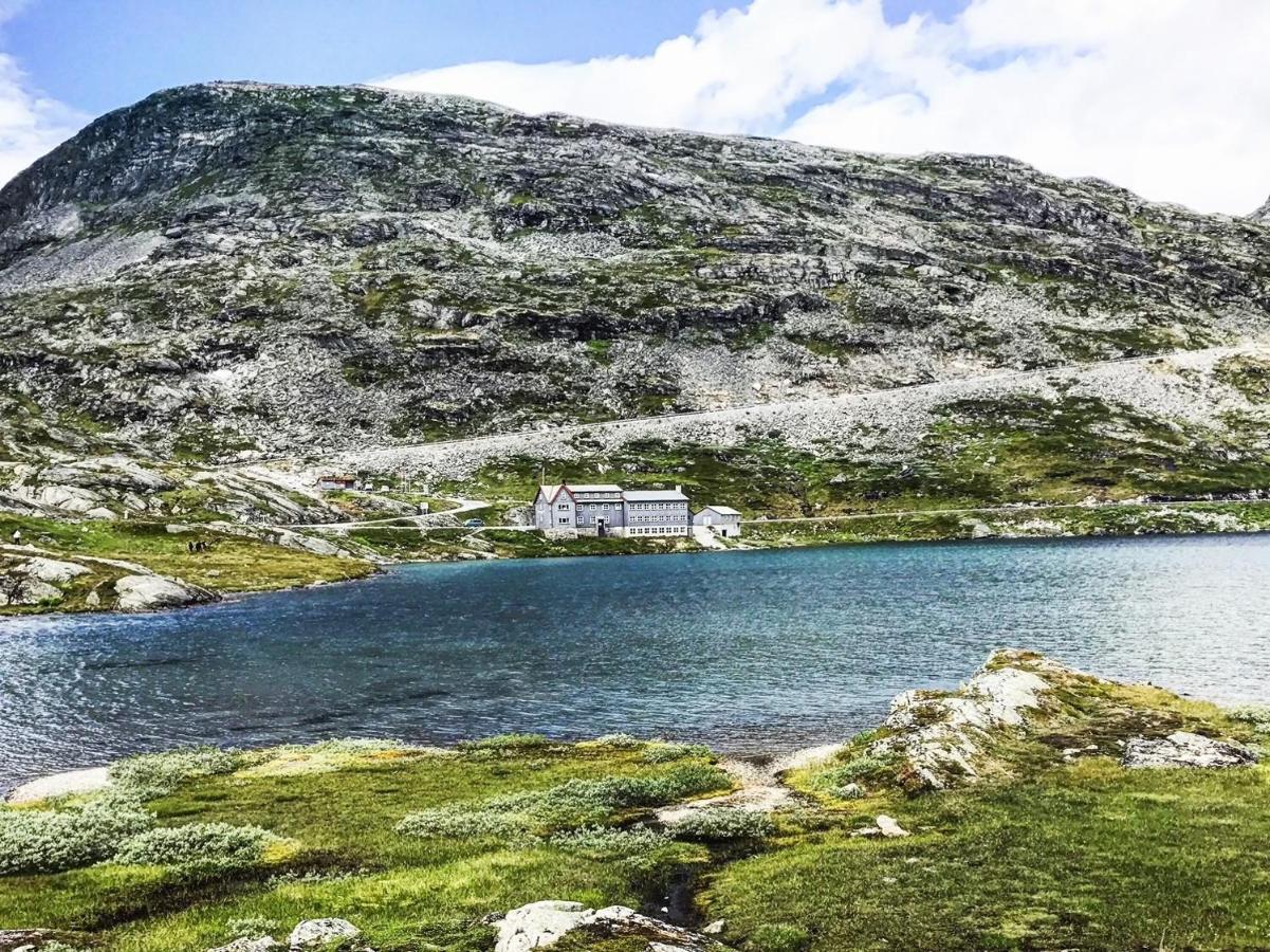Djupvasshytta Bed & Breakfast Geiranger Exterior photo