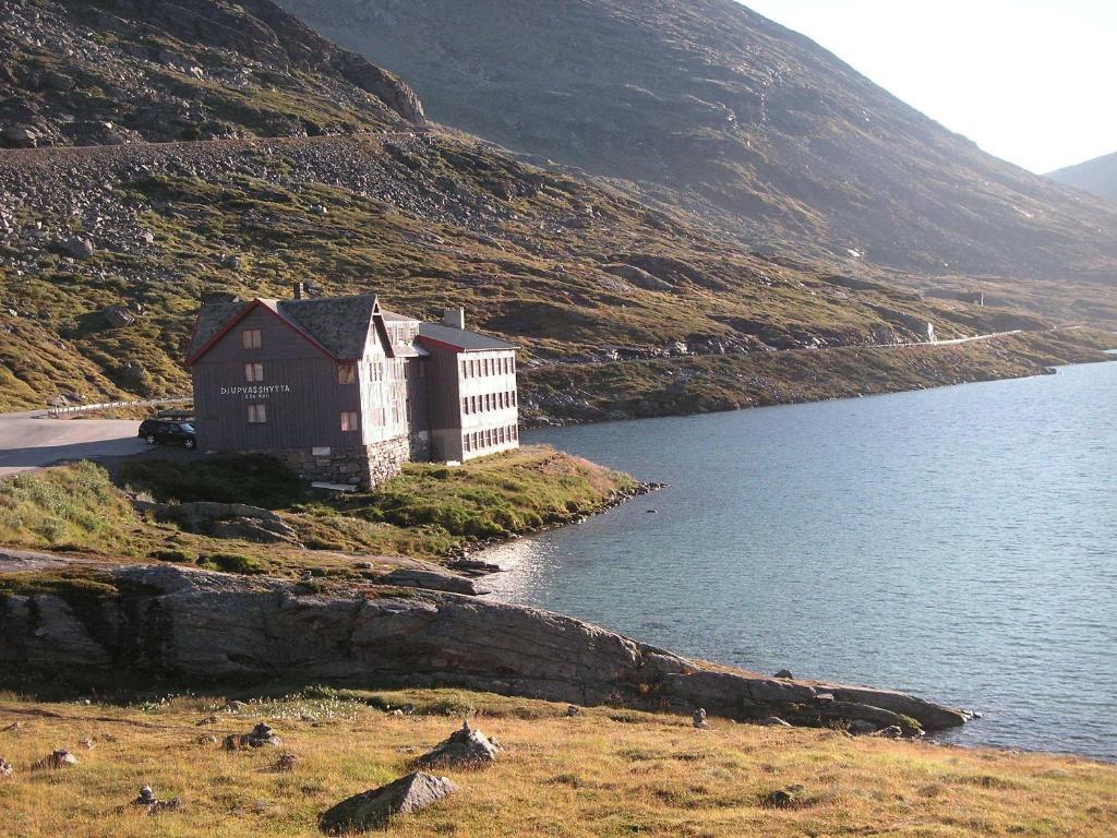Djupvasshytta Bed & Breakfast Geiranger Exterior photo